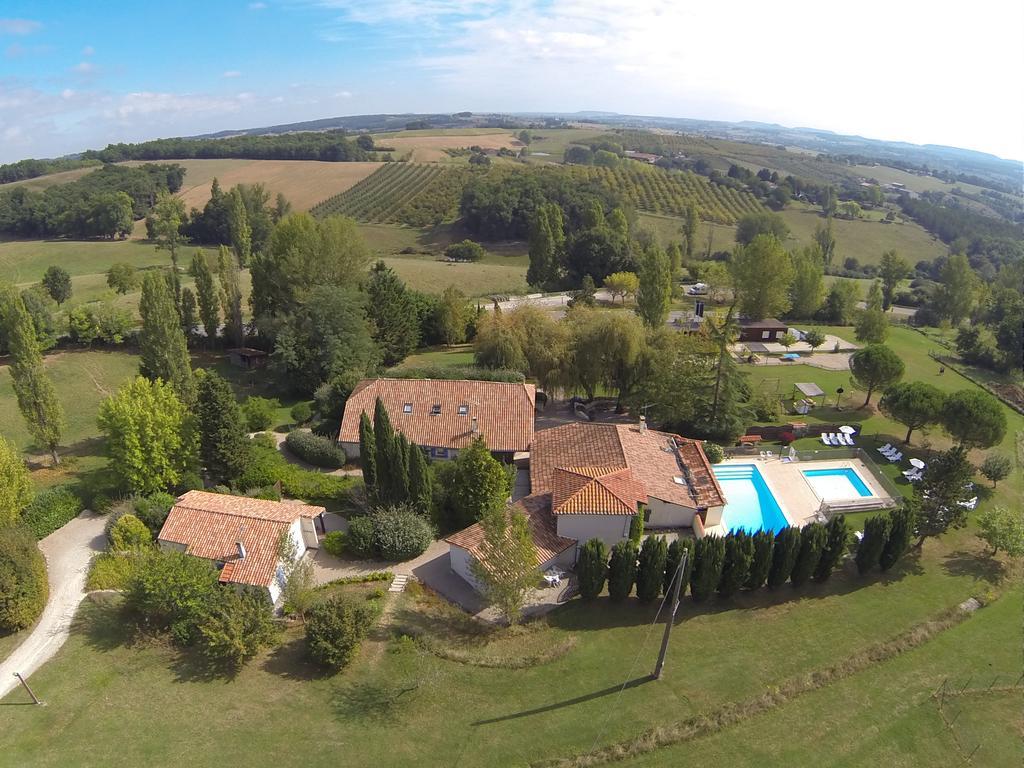 La Grange Du Cheval Blanc Villa Villeneuve-sur-Lot Exterior photo