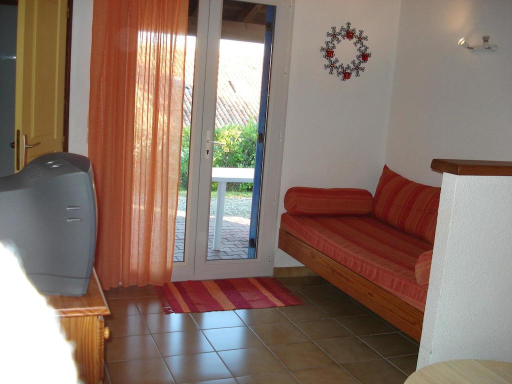 La Grange Du Cheval Blanc Villa Villeneuve-sur-Lot Room photo